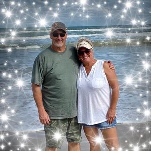 Meet your Posher, Dena-joe